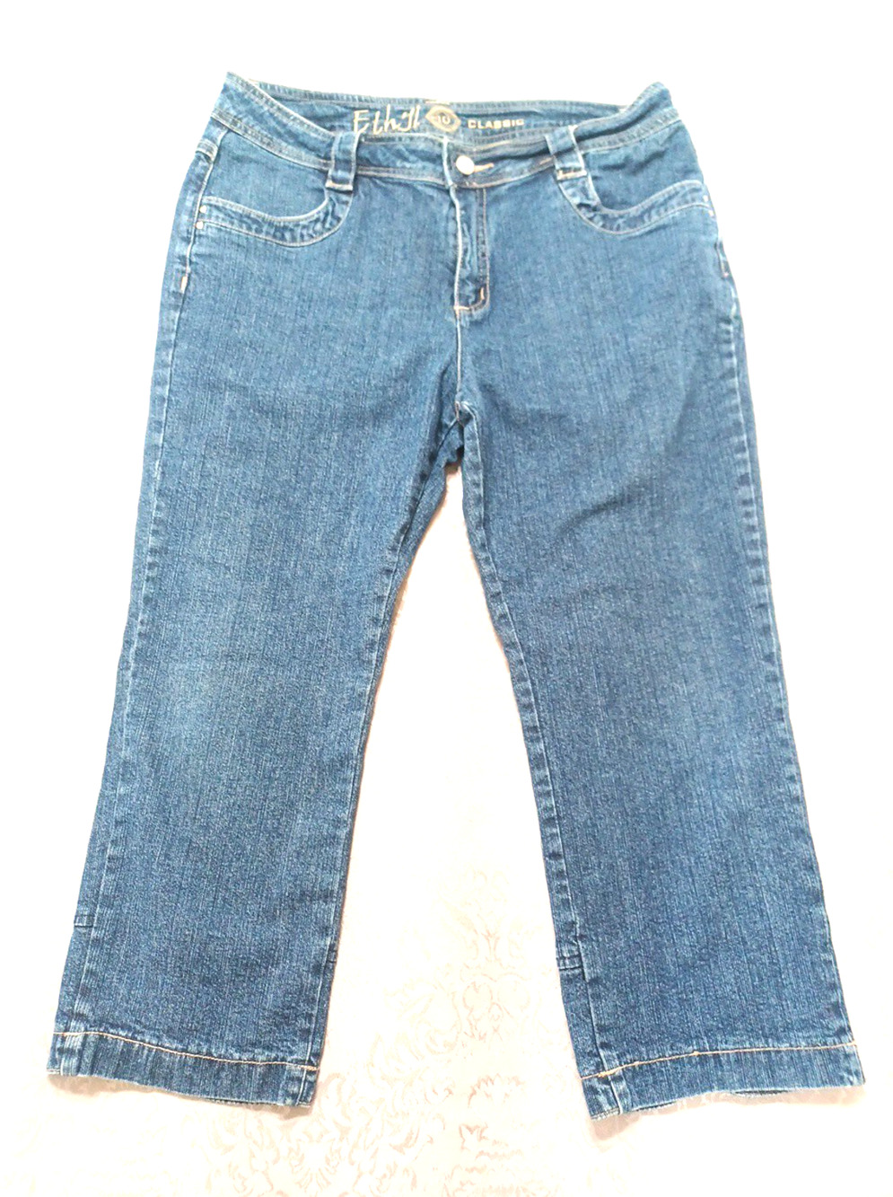 Ethyl Classic Women's Cropped Capri Blue Bling Denim Jeans Sz 10 Rhinestones
